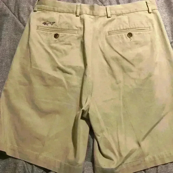 GREG Norman Khaki Shorts Size 34 - Picture 2 of 5